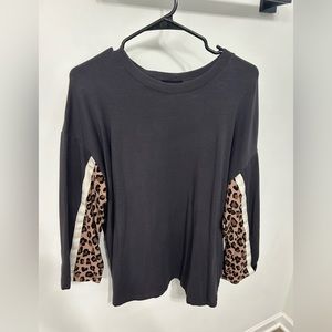 Monrow Lightweight Sweatshirt with Leopard Print Detail | Size XL